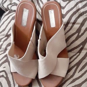 Size 9 1/2 Brand New Wedge Sandals
